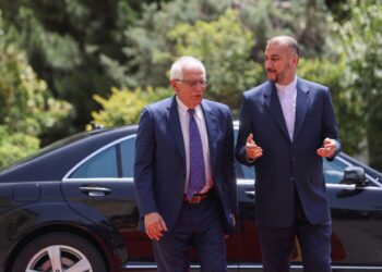 گفتگوی امیرعبداللهیان و بورل درباره برجام و همکاری با آژانس