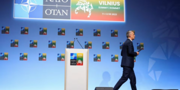 پاسخی به ناتو، سیگنالی برای روسیه