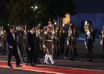 عضویت ایران در بریکس: چالش ها و مزیت ها