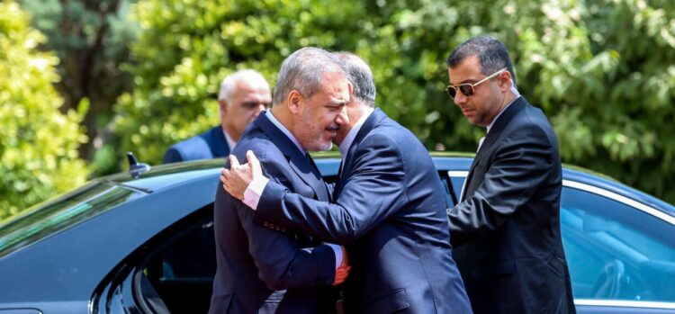 مثلث جدید صلح: میانجیگری ایران در گفتگوهای سوریه و ترکیه