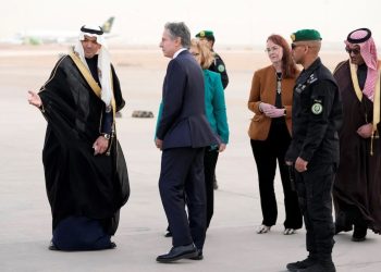 مذاکرات دیپلماتیک در میانه غرش تانک‌ها در غزه