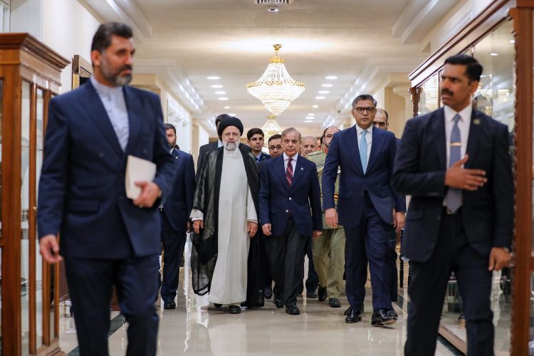 فرصت‌ها و چالش‌های پیش‌ روی همکاری ایران و پاکستان