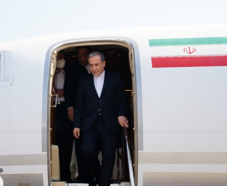 نبرد دیپلماتیک برای صلح در منطقه