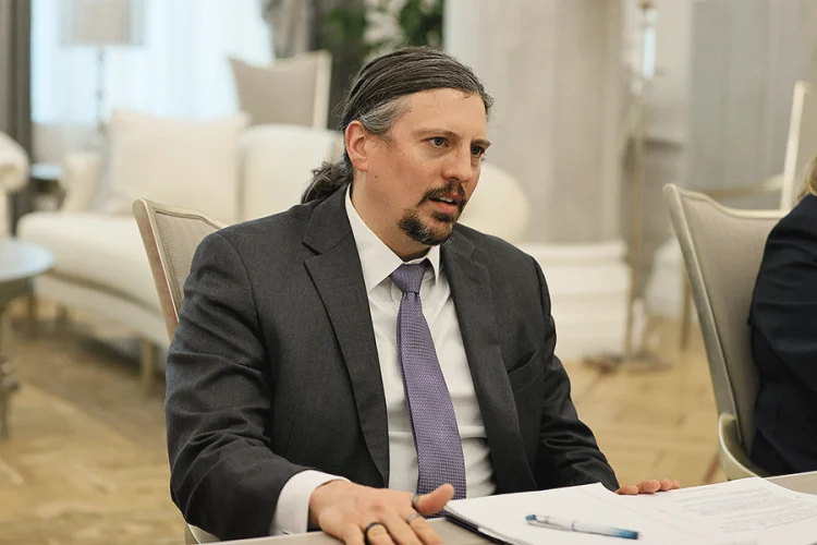 هزینه حمله به ایران سنگین است؛ ترامپ به دیپلماسی متوسل شود
