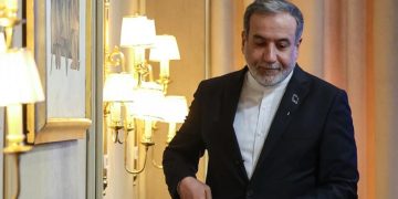 نشست وزرای خارجه ایران و سه کشور اروپایی در نیویورک در بحبوحه بحران اسنپ‌بک