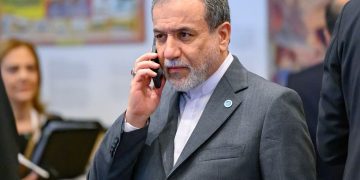 عراقچی فردا با وزرای خارجه اروپایی گفتگو می‌کند